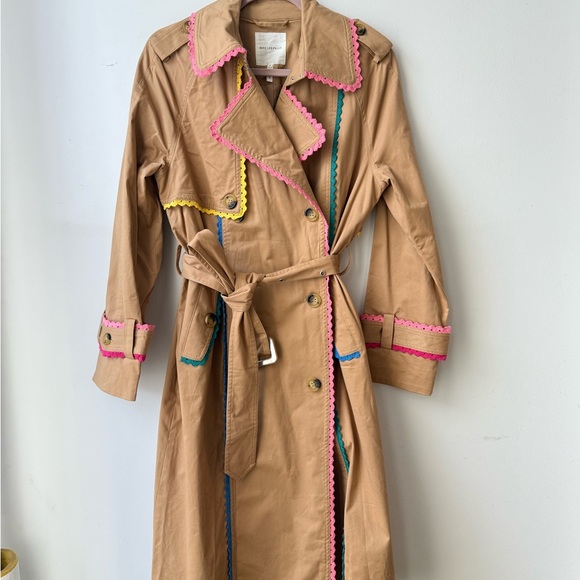 Avec Les Filles Beige Coat with Pink Accents - Picture 5 of 5